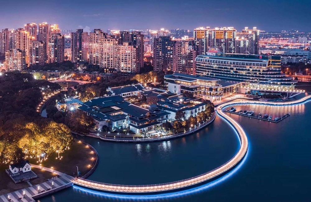 Tonino Lamborghini Hotel Suzhou Suzhou  Bagian luar foto