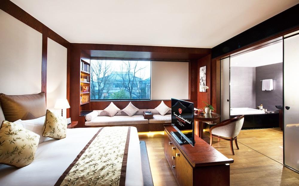 Tonino Lamborghini Hotel Suzhou Suzhou  Bagian luar foto