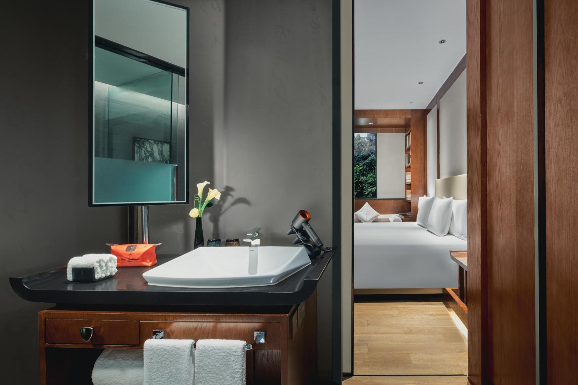 Tonino Lamborghini Hotel Suzhou Suzhou  Bagian luar foto