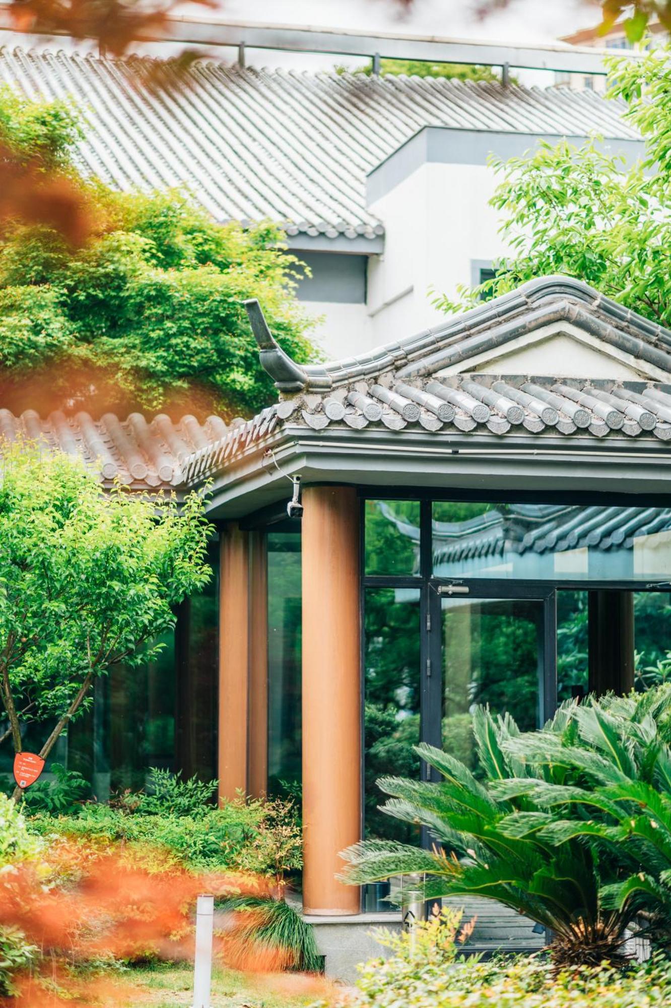 Tonino Lamborghini Hotel Suzhou Suzhou  Bagian luar foto
