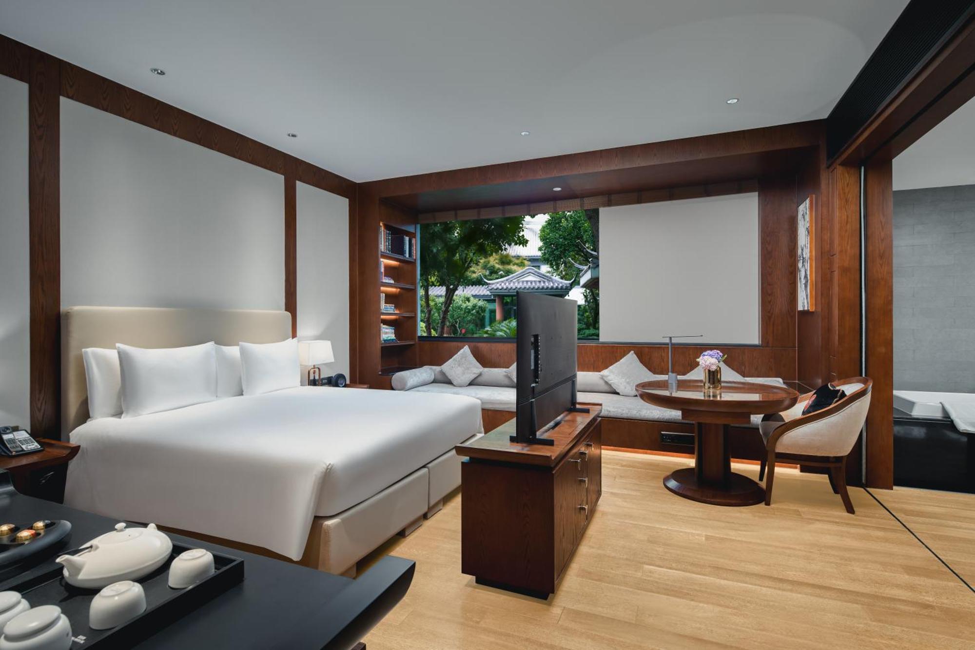 Tonino Lamborghini Hotel Suzhou Suzhou  Bagian luar foto