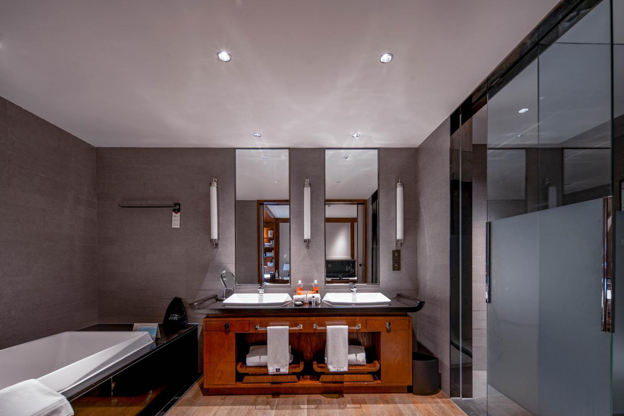Tonino Lamborghini Hotel Suzhou Suzhou  Bagian luar foto